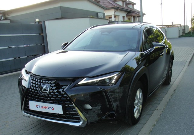 lexus