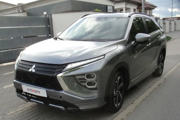 4x4  2,4 Plug-in  50 tys.km.